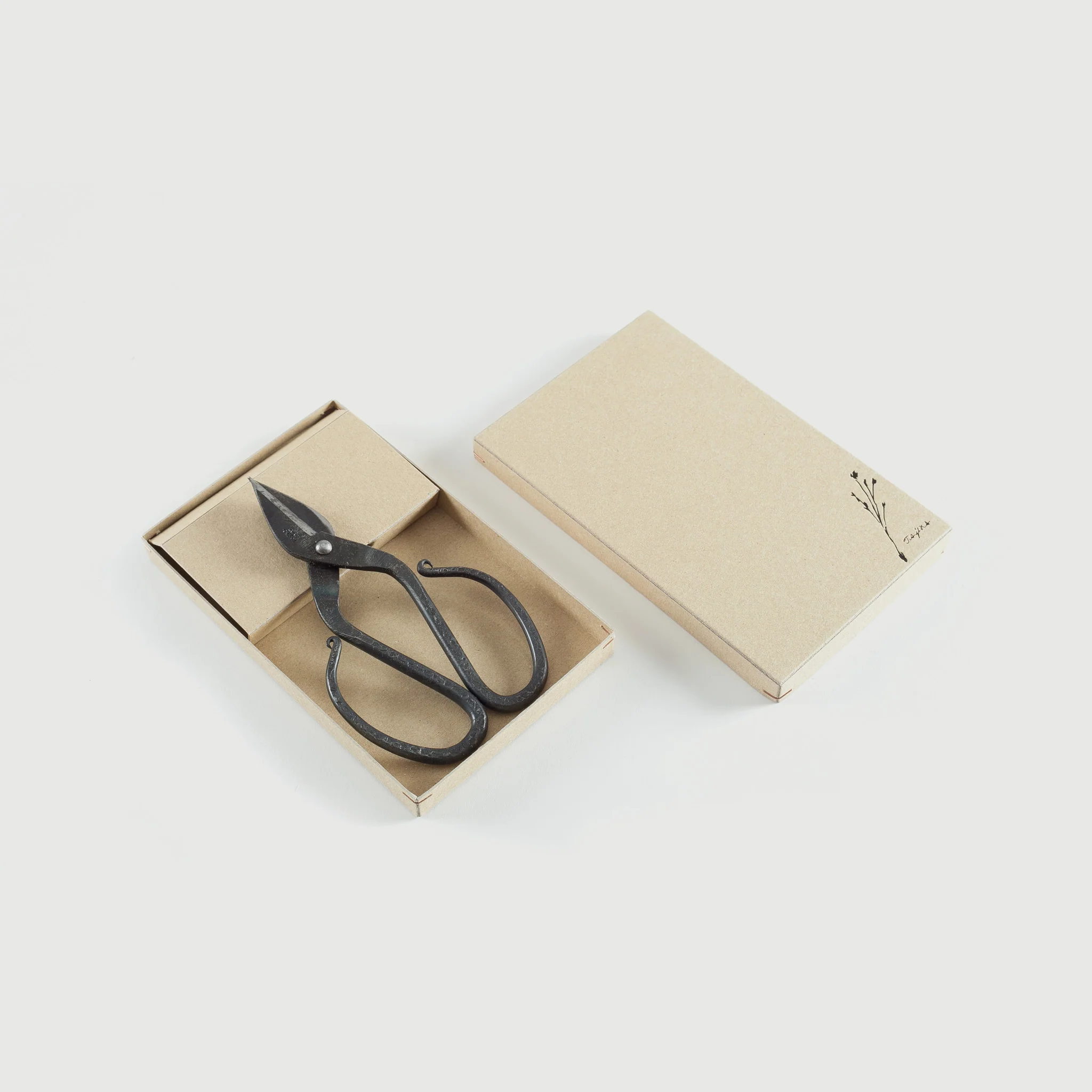 Branch and Root Garden Scissors - Image 4