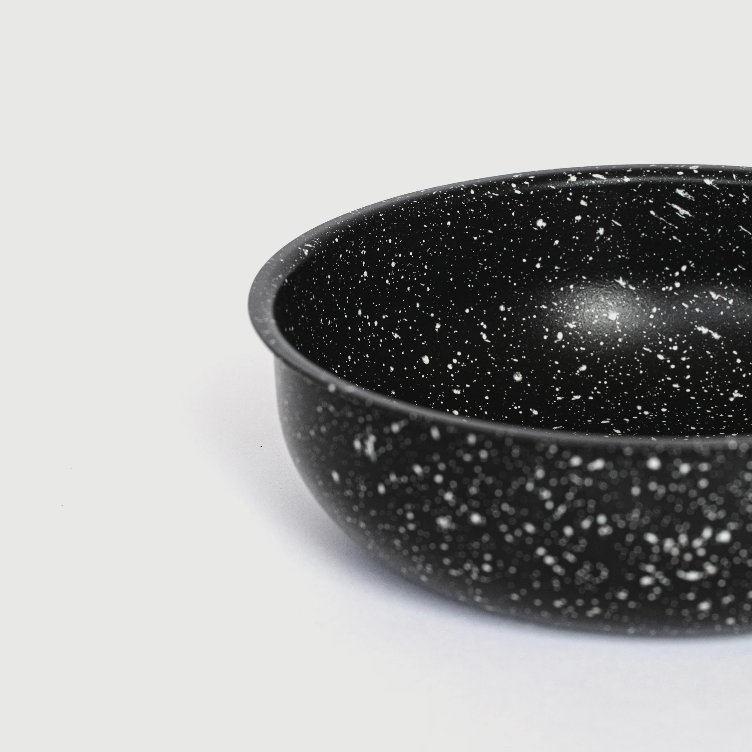 Round Frypan 18 - Image 9