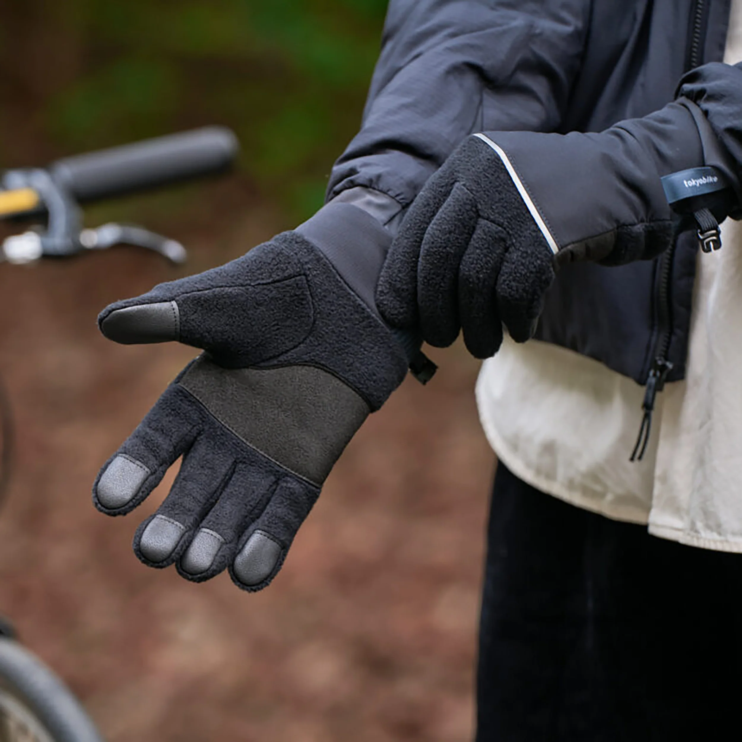 Commuter Gloves - Image 33