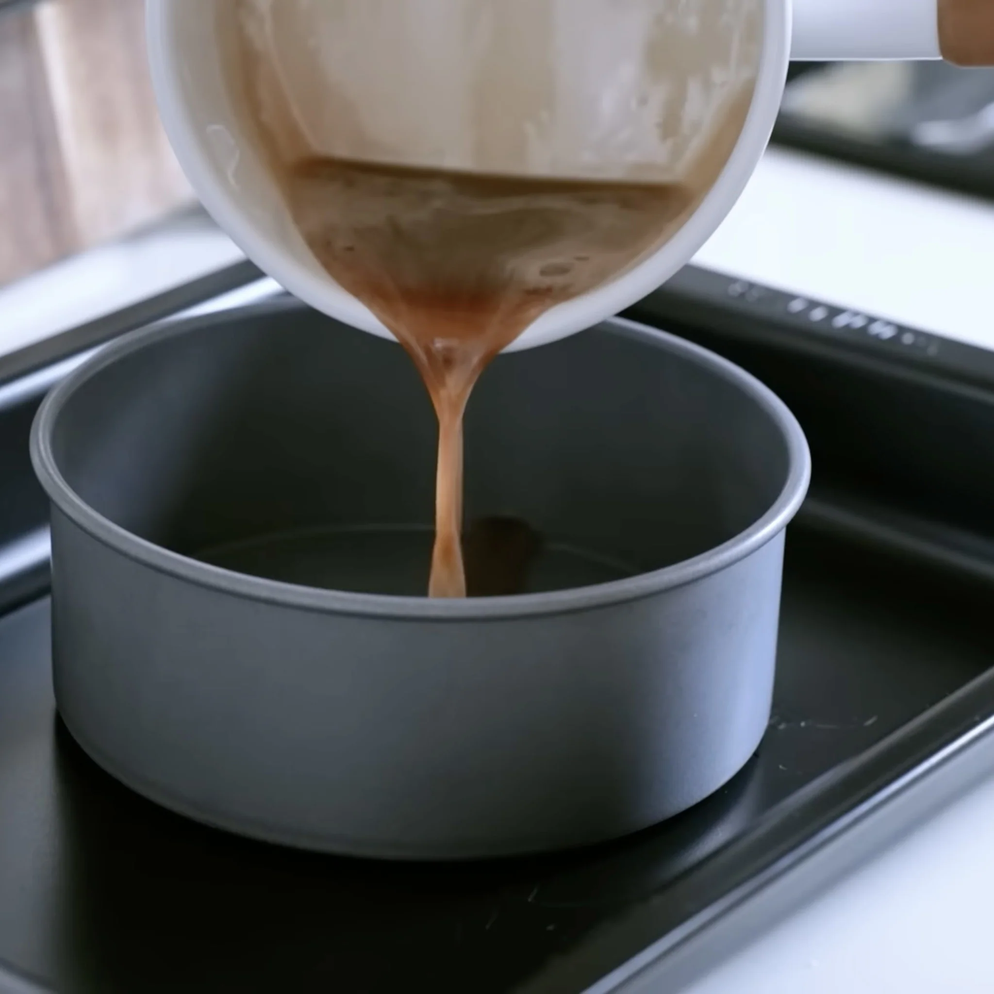 Enamel Milk Pan - Image 5
