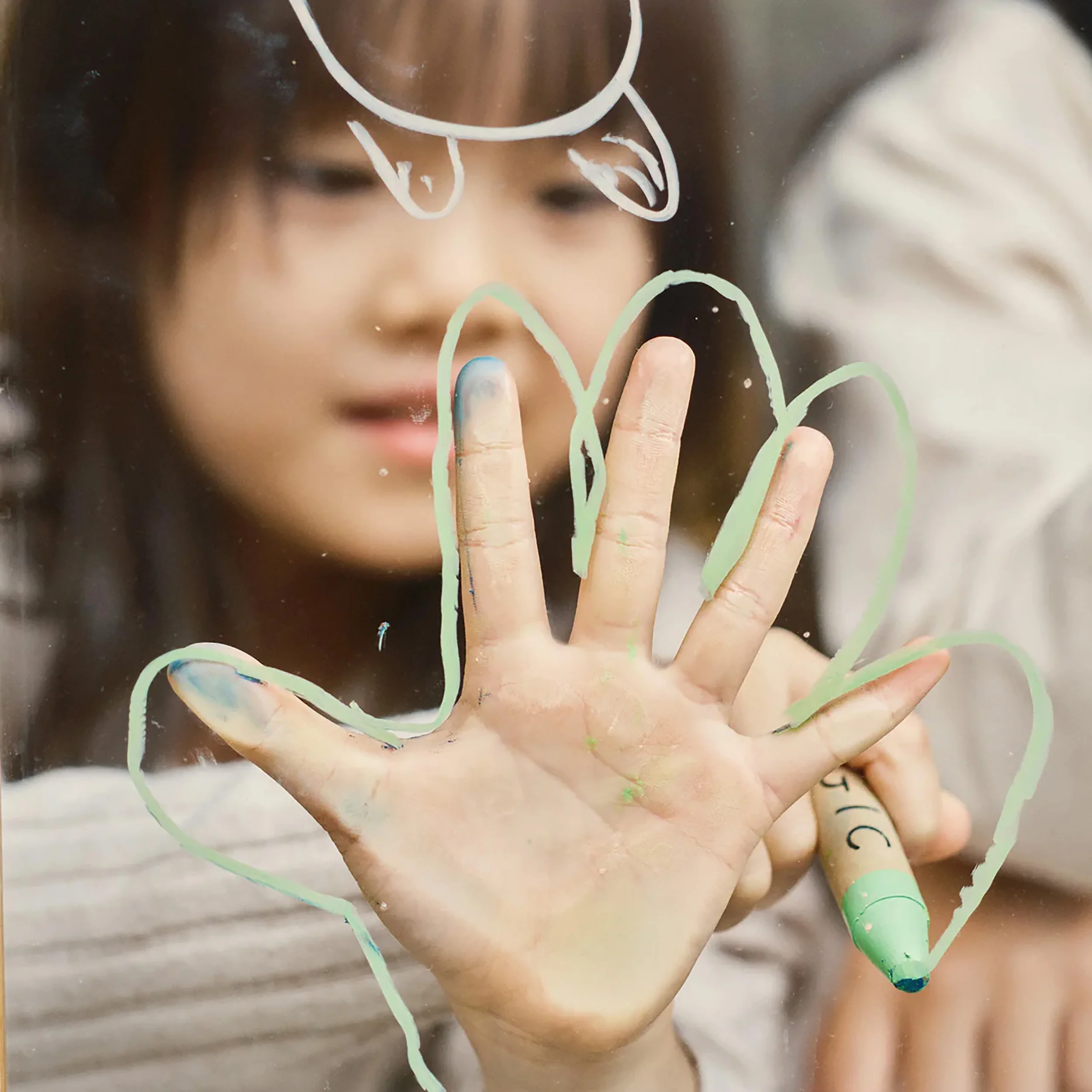 Doona's Magic Crayons - Image 3