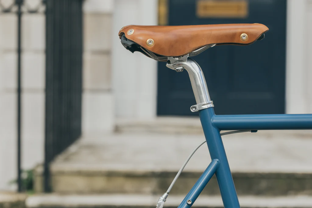 Aspin Leather Saddle - Image 10