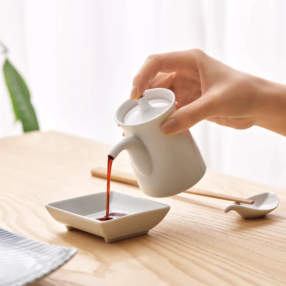 G-Type Soy Sauce Bottle - Image 5