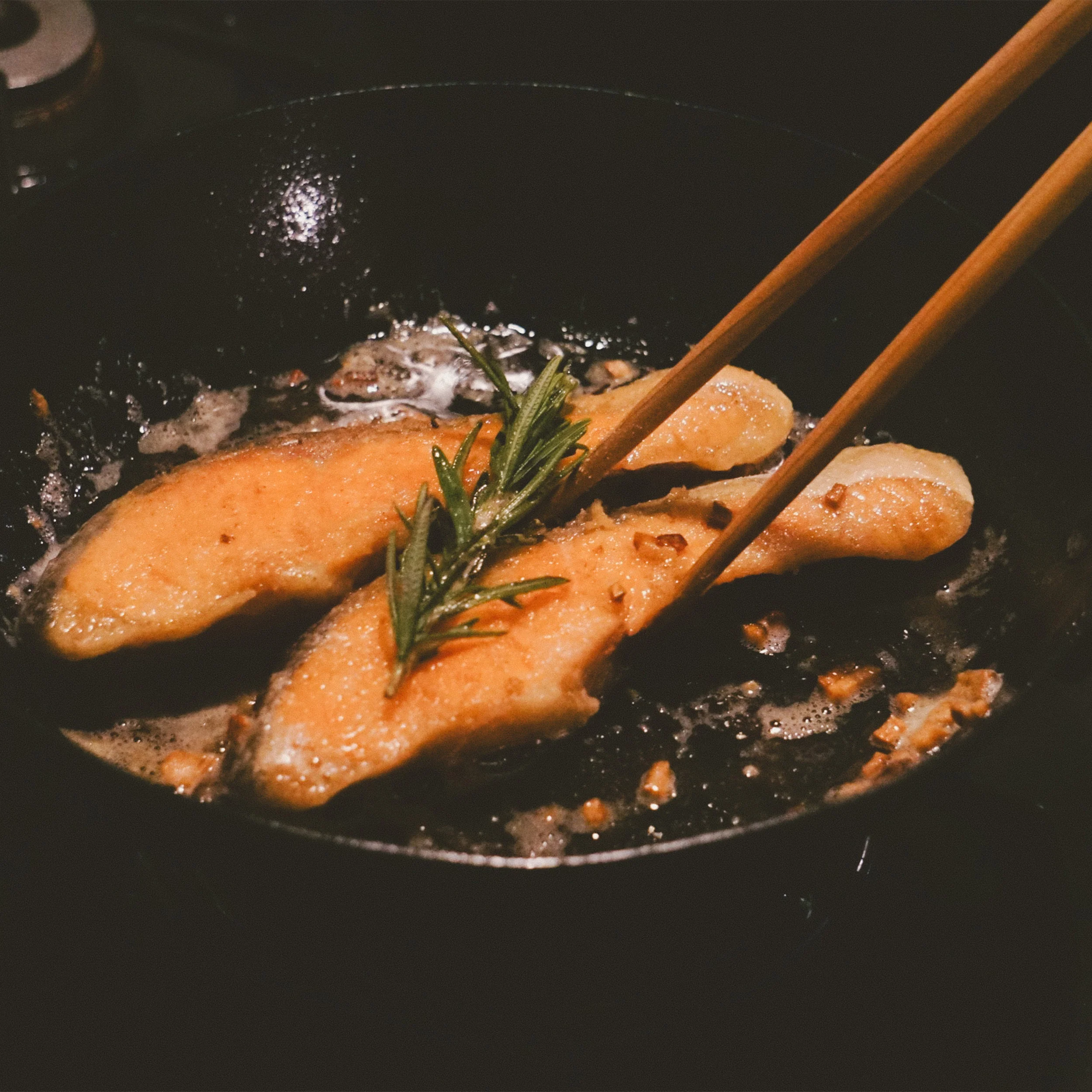 Forged Iron Frying Pan - Image 10