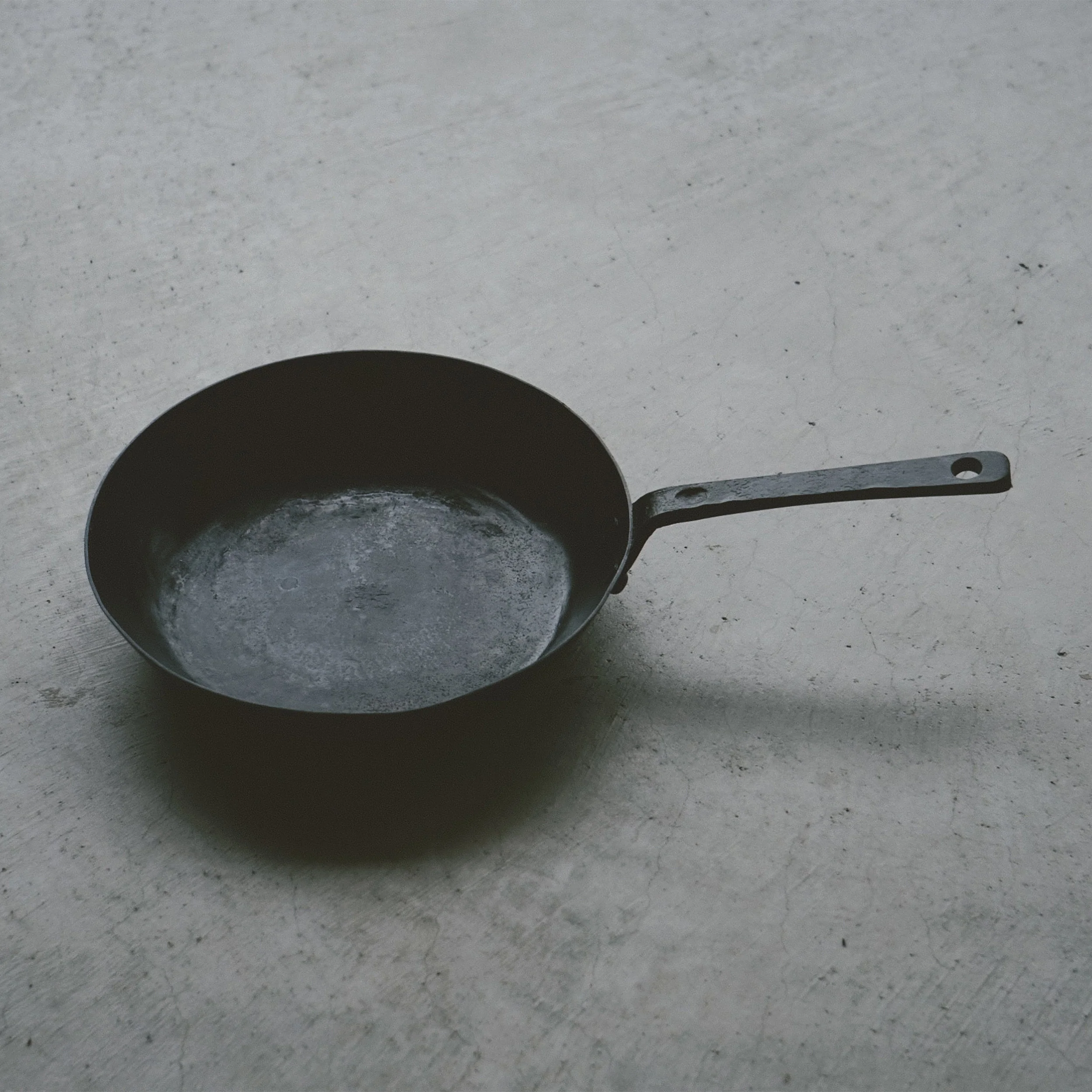 Forged Iron Frying Pan - Image 5