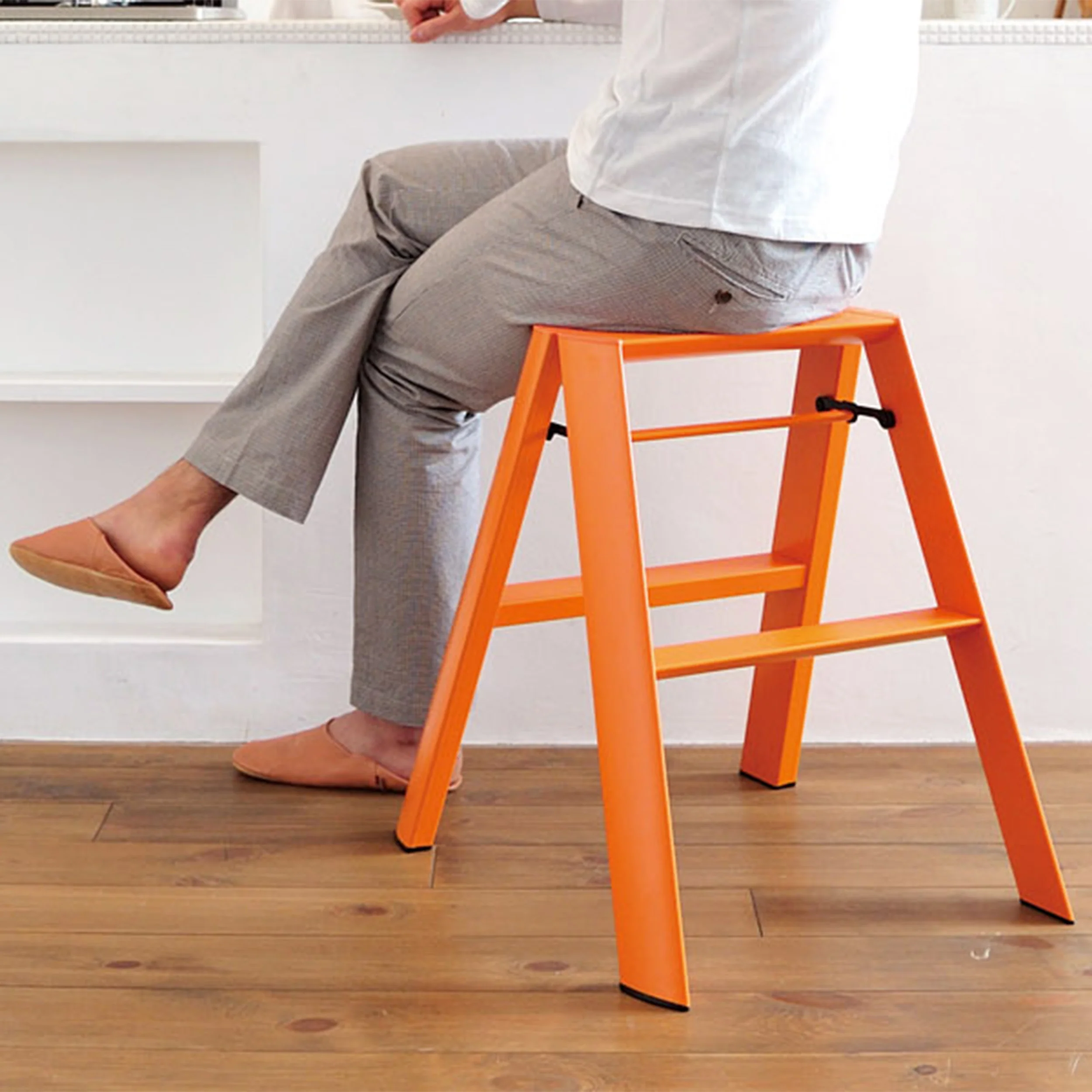 Lucano Step Stool - Image 6