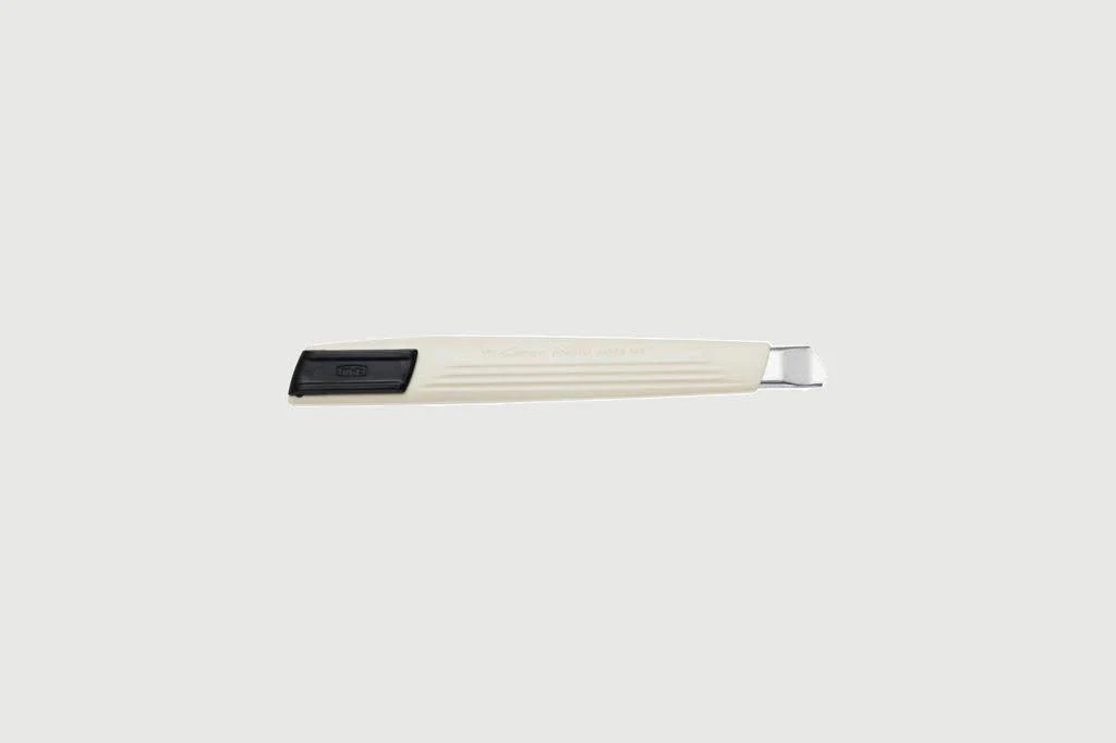 Cutter A-300R (Beige / Black) - Image 4