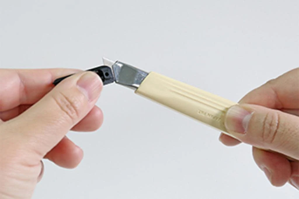 Cutter A-300R (Beige / Black) - Image 5