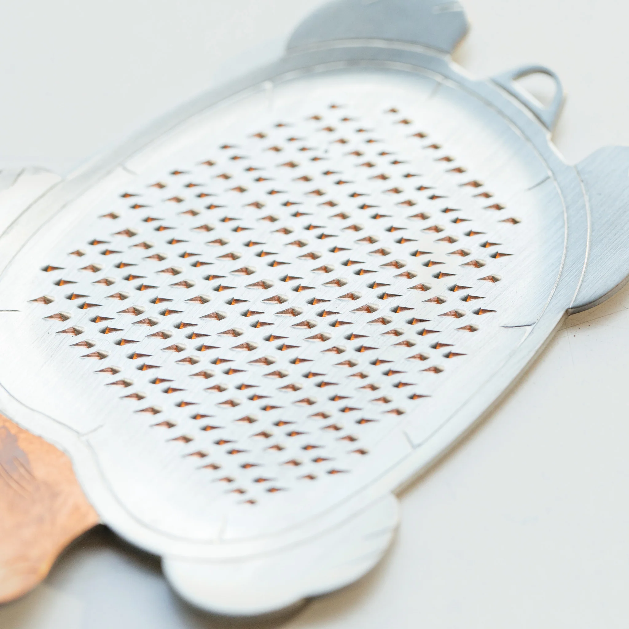 Handmade Oroshigane Copper Grater - Image 3