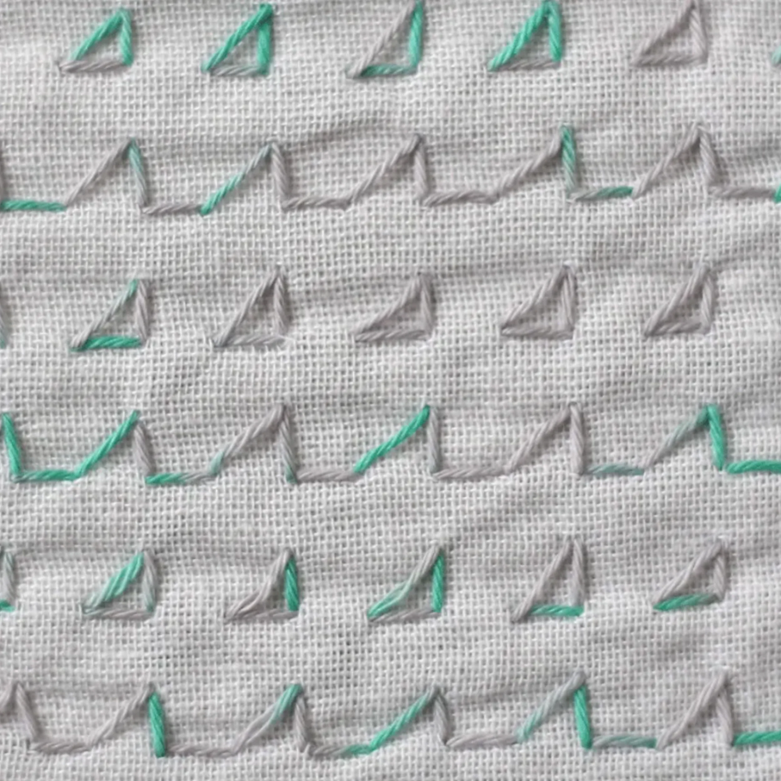 Sashiko 2 Colours Thread Card (Thin) (40m) - Image 9