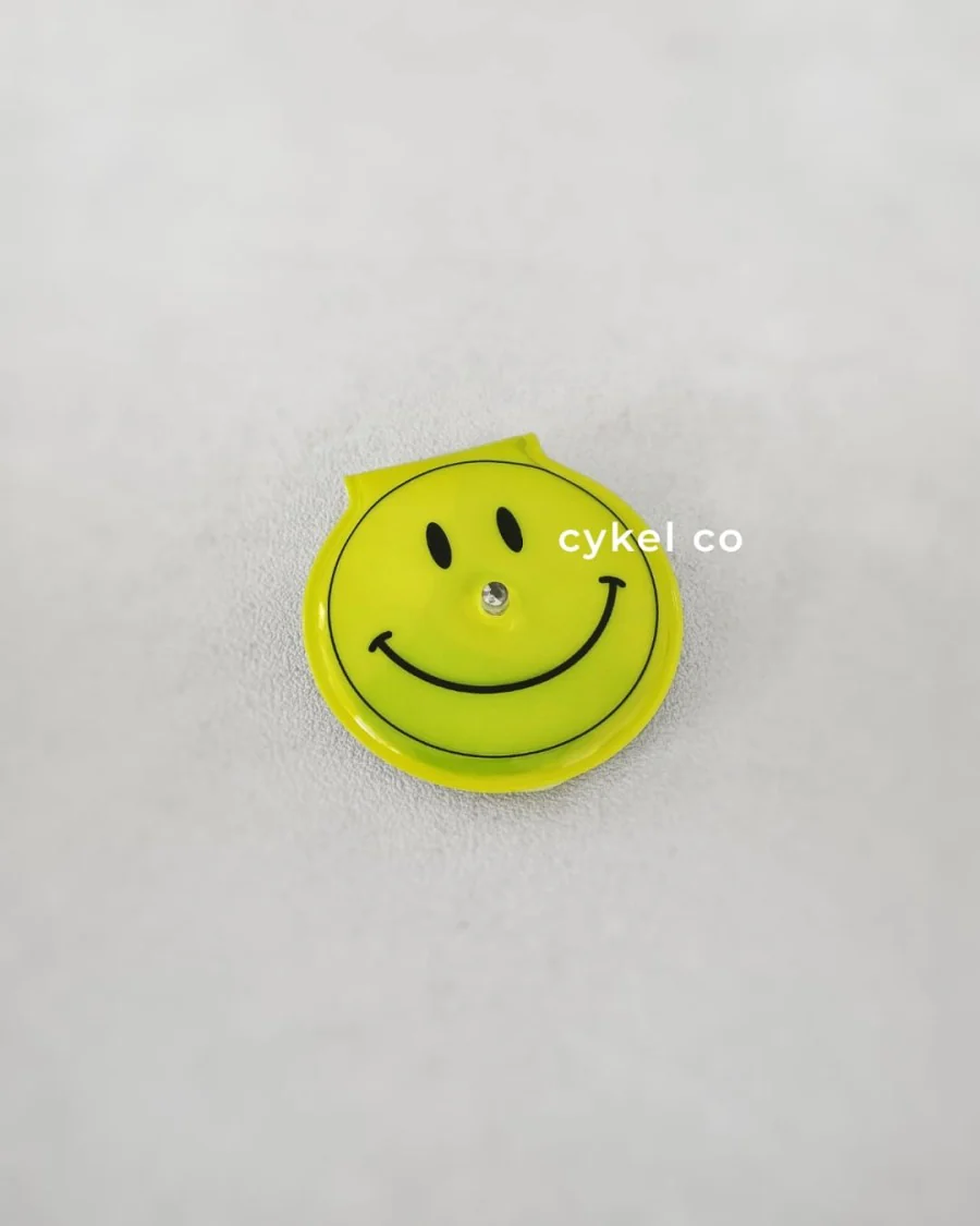 Smile Reflector Clip - Image 16