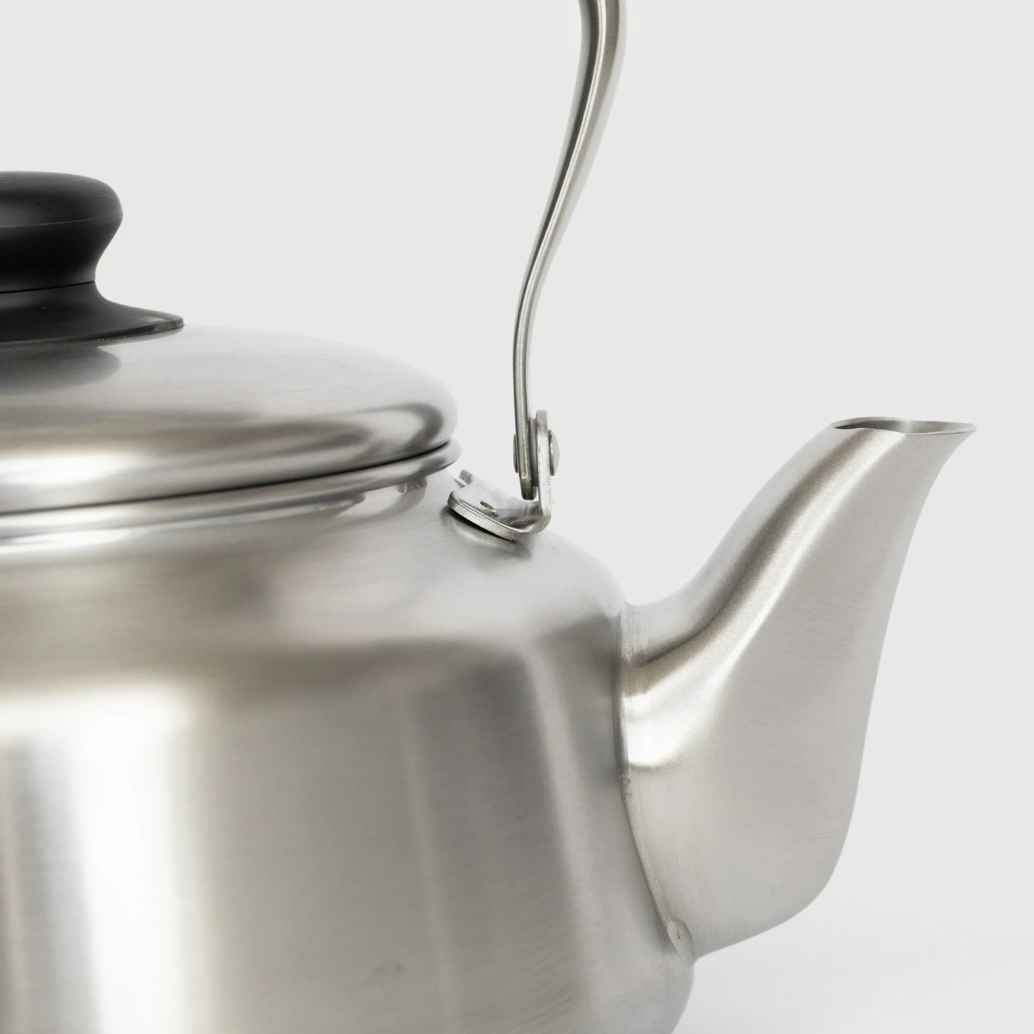 Sori Yanagi Kettle - Image 3