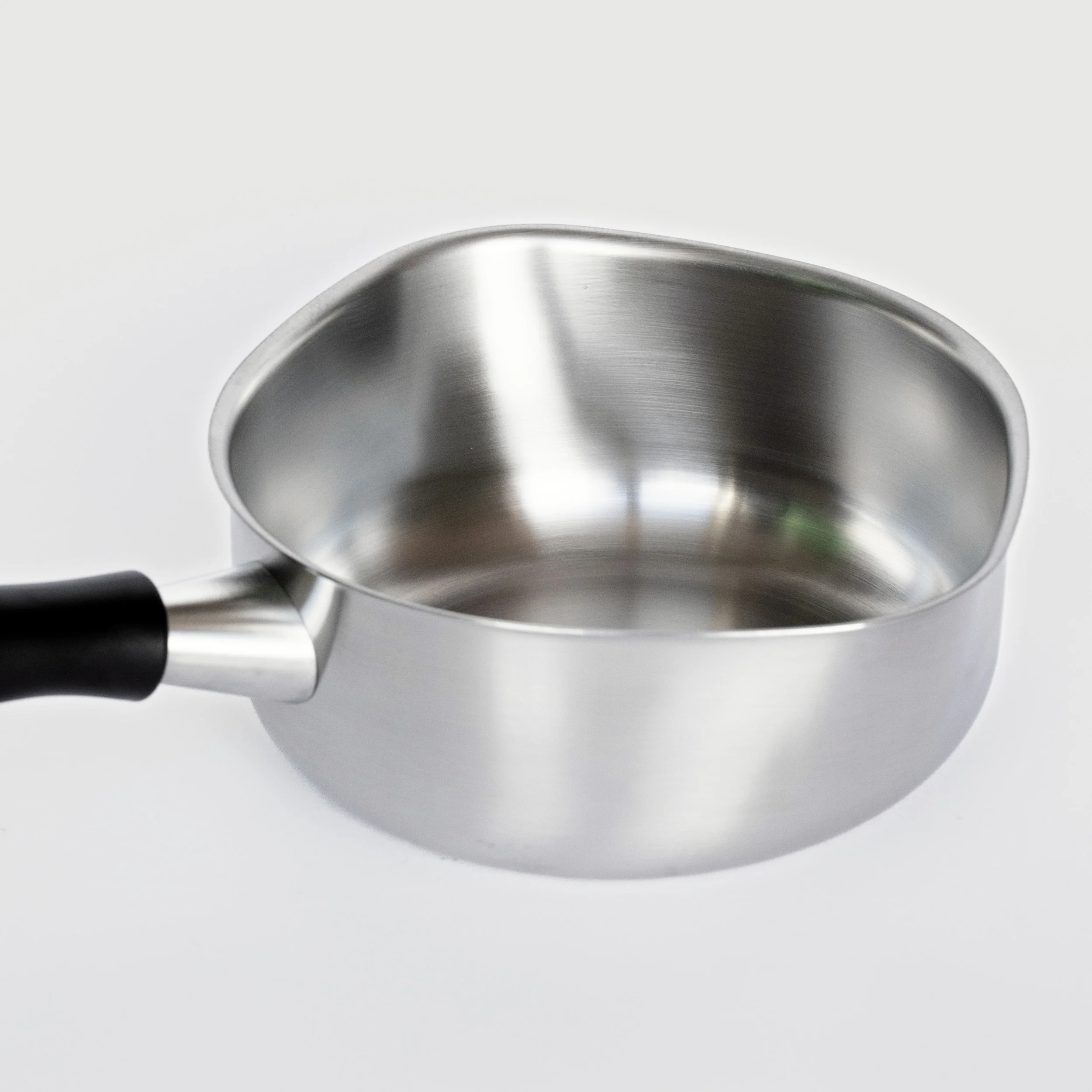 Stainless Steel Saucepan - Image 12