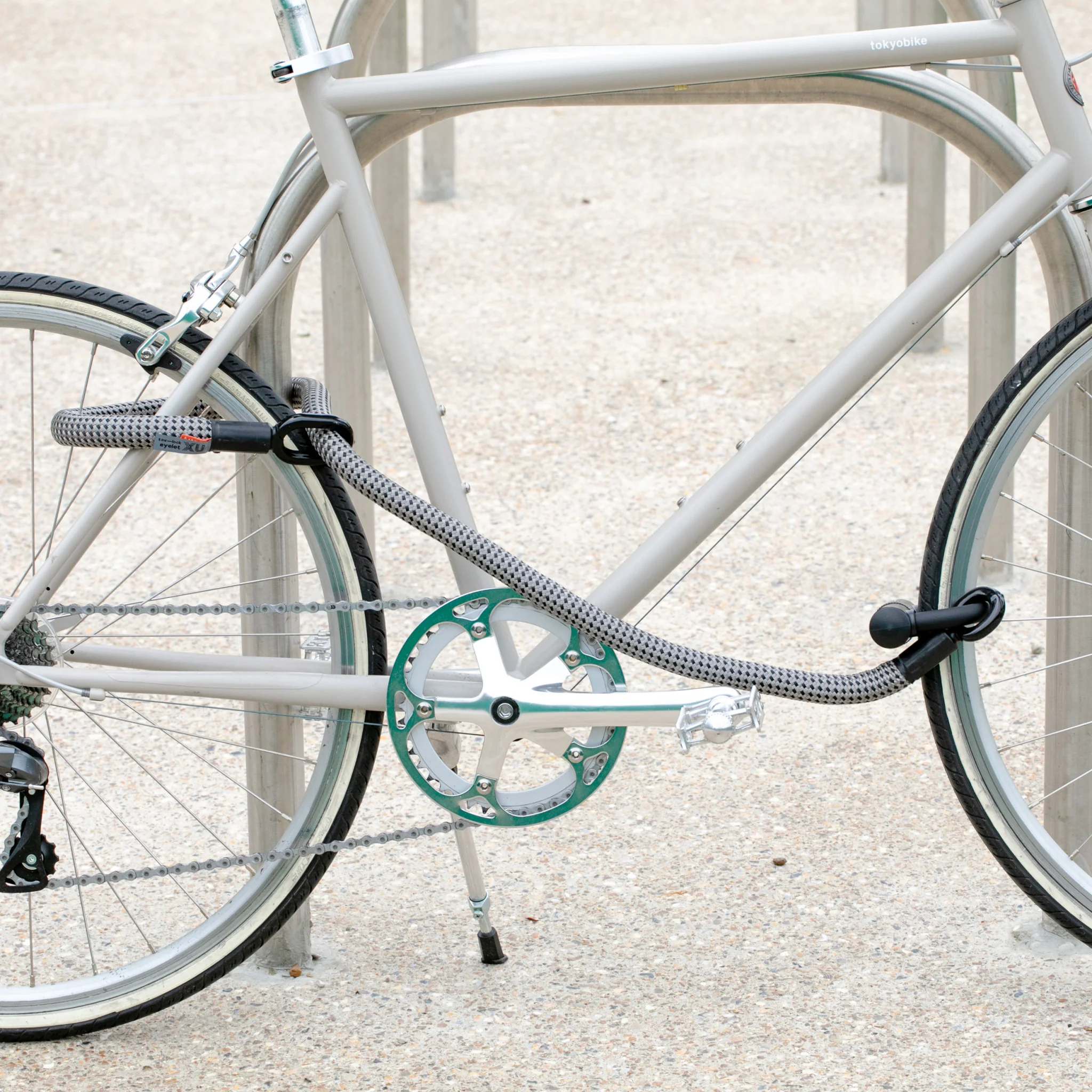 Eyelet with U-Lock - Image 6
