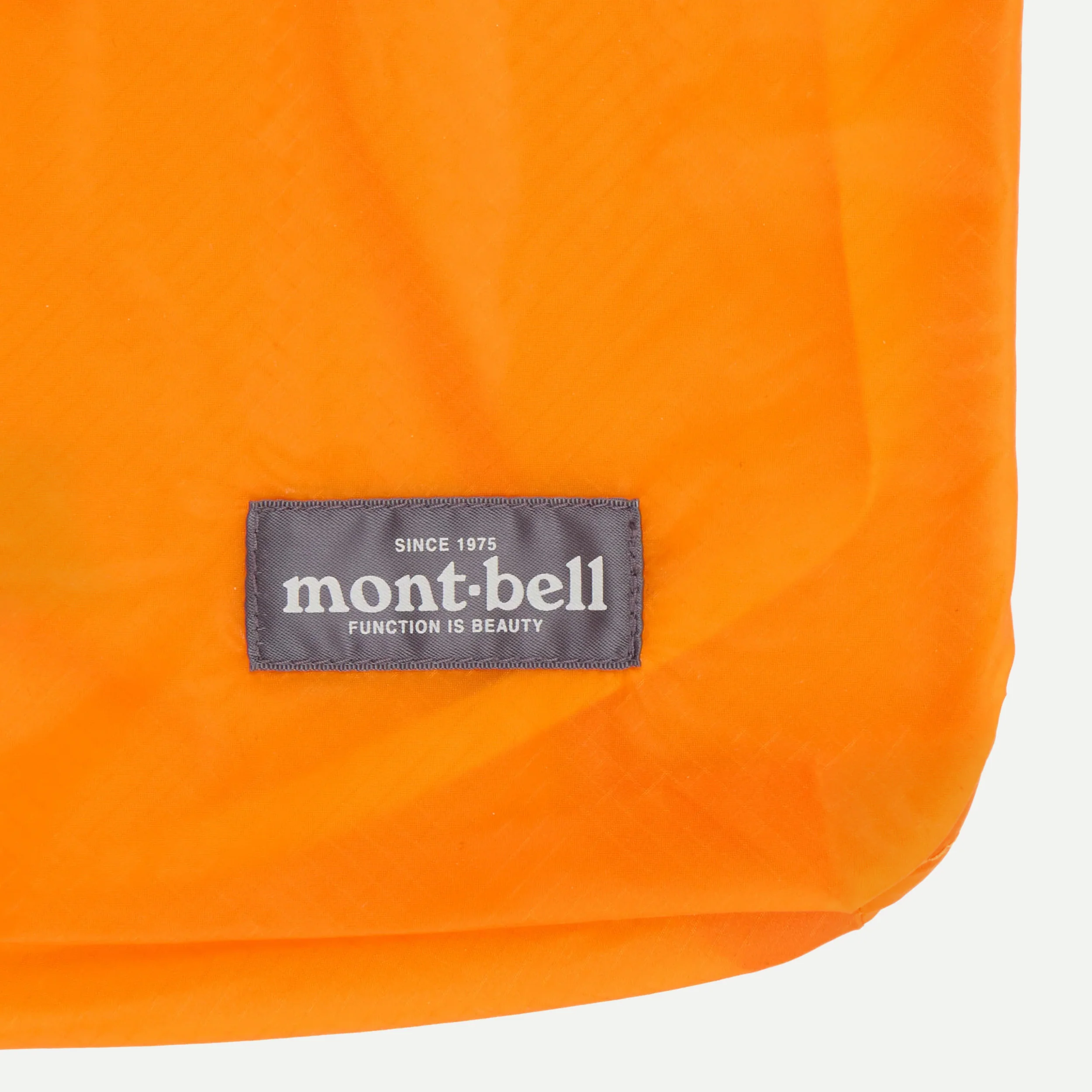 UL Mono Shoulder Bag L - Image 10