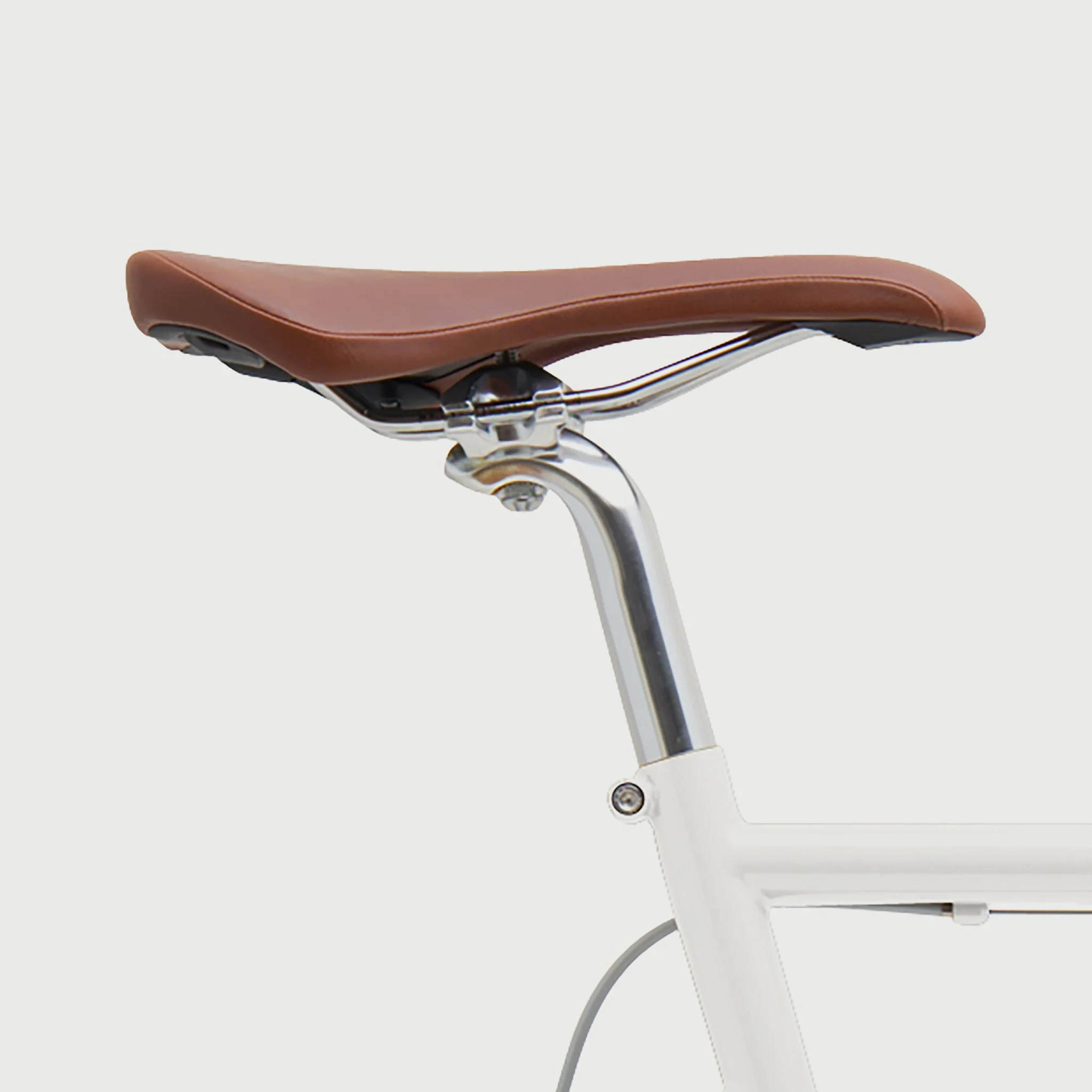 Narrow Brown Saddle (VL-1353) - Image 2