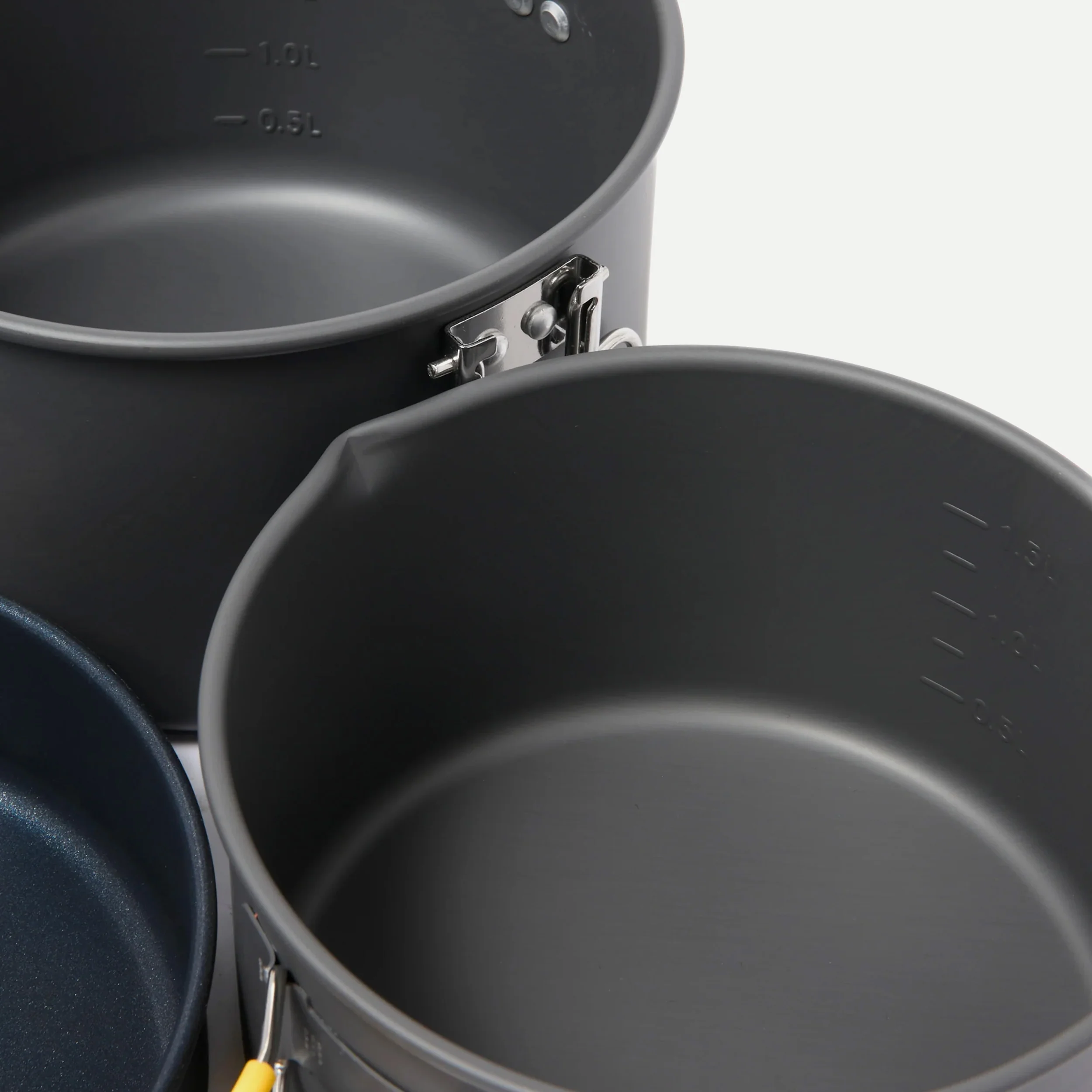 ALPINE COOKER 16+18 PAN SET - Image 3
